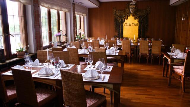 Hotel Pfauen Umkirch Εξωτερικό φωτογραφία