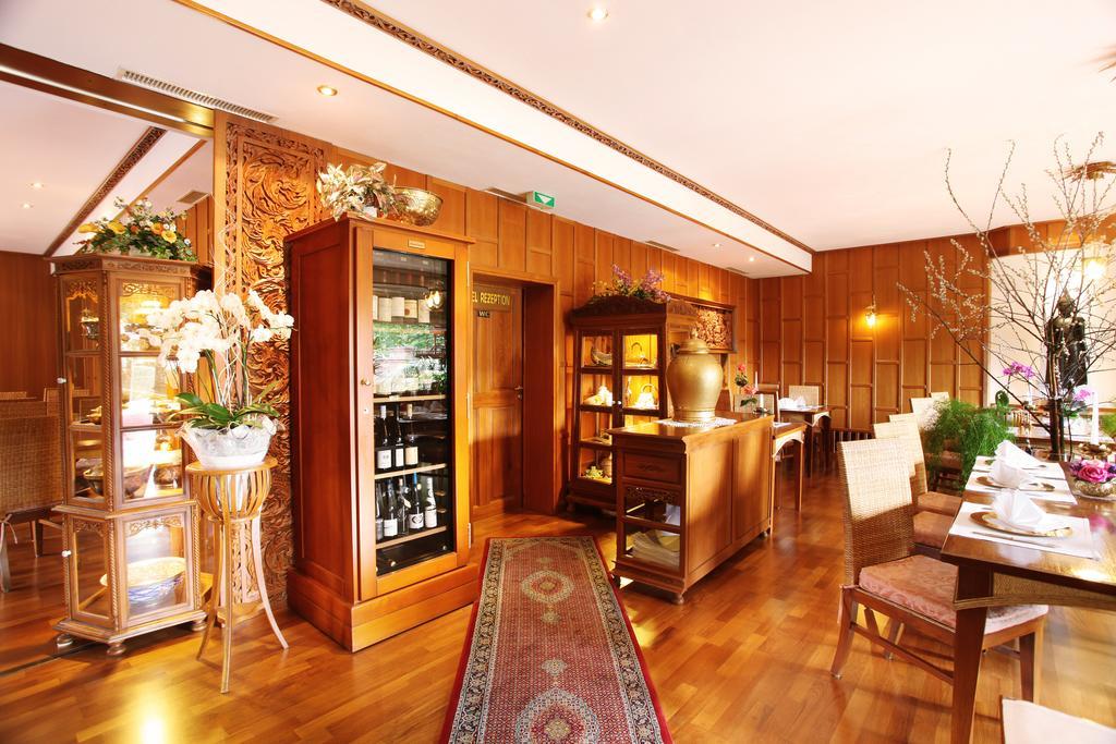Hotel Pfauen Umkirch Εξωτερικό φωτογραφία